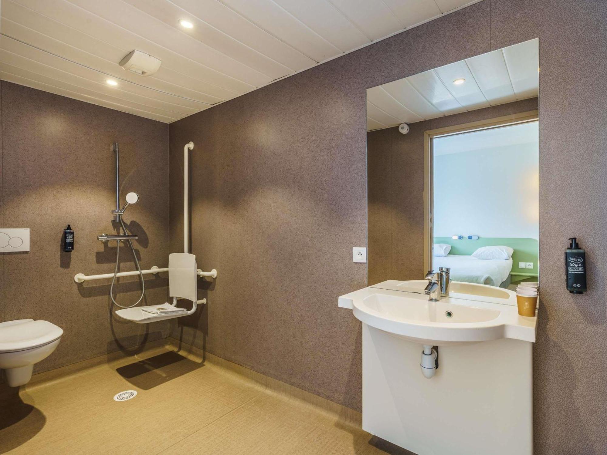 Ibis Budget Chalon Sur Saone Nord Экстерьер фото